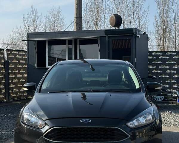 Черный Форд Фокус, объемом двигателя 1.8 л и пробегом 254 тыс. км за 6200 $, фото 1 на Automoto.ua