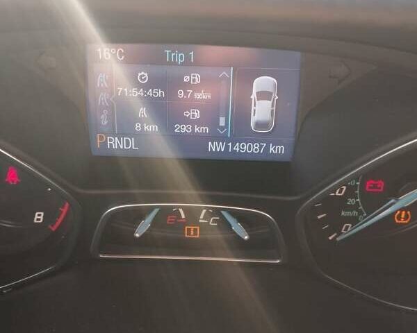 Черный Форд Фокус, объемом двигателя 2 л и пробегом 150 тыс. км за 7200 $, фото 3 на Automoto.ua