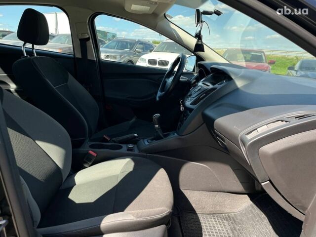 Черный Форд Фокус, объемом двигателя 2 л и пробегом 184 тыс. км за 6940 $, фото 22 на Automoto.ua