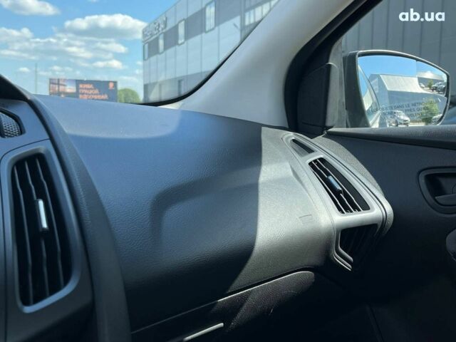 Черный Форд Фокус, объемом двигателя 2 л и пробегом 184 тыс. км за 6940 $, фото 32 на Automoto.ua