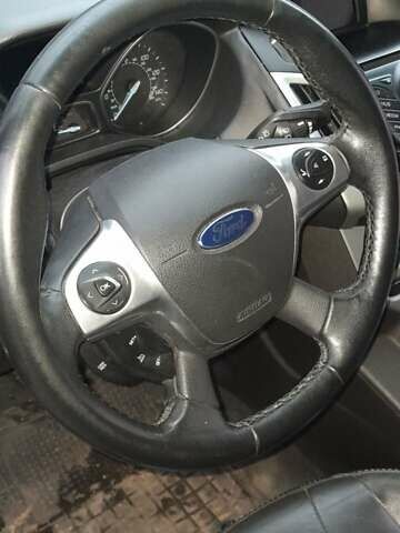 Чорний Форд Фокус, об'ємом двигуна 2 л та пробігом 227 тис. км за 7800 $, фото 4 на Automoto.ua