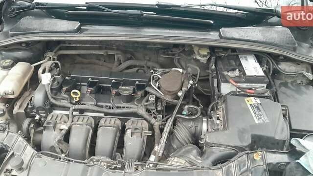 Чорний Форд Фокус, об'ємом двигуна 2 л та пробігом 227 тис. км за 7800 $, фото 7 на Automoto.ua