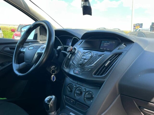 Черный Форд Фокус, объемом двигателя 2 л и пробегом 184 тыс. км за 6940 $, фото 17 на Automoto.ua