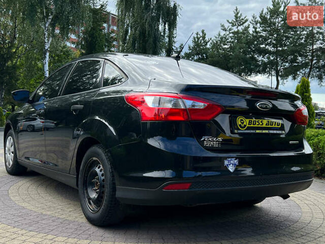 Форд Фокус 2013 в Львове на Automoto.ua Черный Форд Фокус, объемом двигателя 2 л и пробегом 230 тыс. км за 6999 $, фото 4 на Automoto.ua