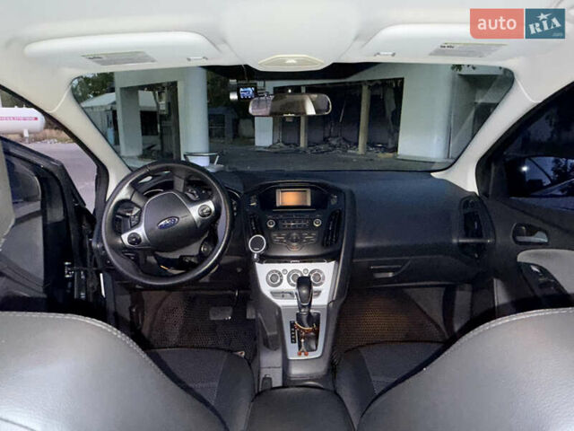 Форд Фокус 2013 в Днепре (Днепропетровске) на Automoto.ua Черный Форд Фокус, объемом двигателя 2 л и пробегом 221 тыс. км за 8000 $, фото 7 на Automoto.ua