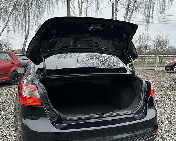 Черный Форд Фокус, объемом двигателя 2 л и пробегом 329 тыс. км за 6500 $, фото 8 на Automoto.ua