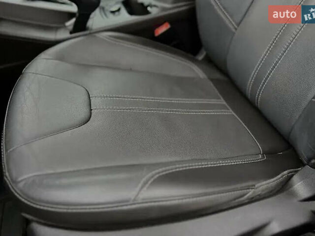 Чорний Форд Фокус, об'ємом двигуна 2 л та пробігом 121 тис. км за 7500 $, фото 20 на Automoto.ua