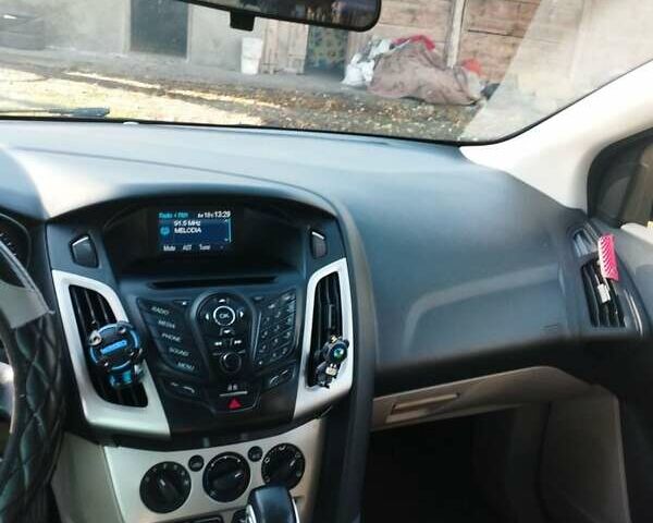 Черный Форд Фокус, объемом двигателя 2 л и пробегом 150 тыс. км за 7200 $, фото 4 на Automoto.ua