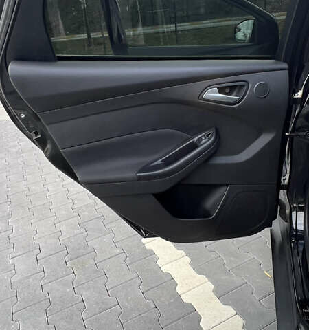 Чорний Форд Фокус, об'ємом двигуна 2 л та пробігом 79 тис. км за 7000 $, фото 15 на Automoto.ua