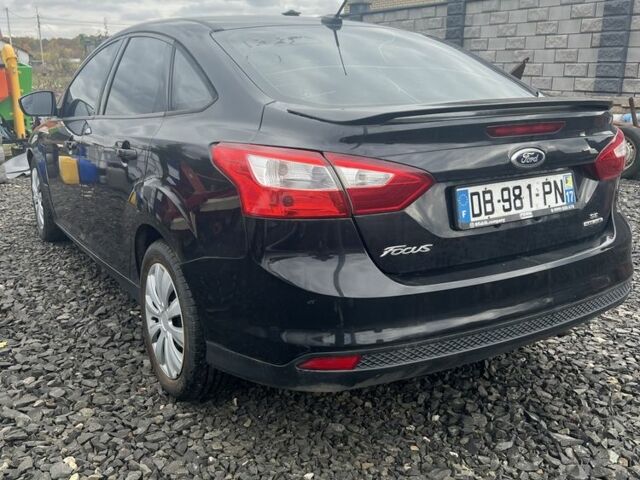 Чорний Форд Фокус, об'ємом двигуна 2 л та пробігом 200 тис. км за 2650 $, фото 3 на Automoto.ua