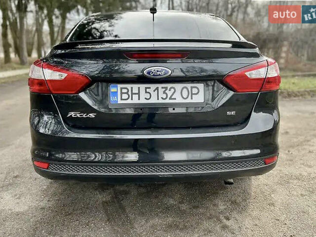 Чорний Форд Фокус, об'ємом двигуна 2 л та пробігом 121 тис. км за 7500 $, фото 2 на Automoto.ua