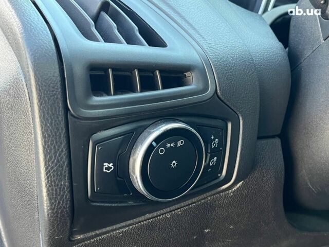 Черный Форд Фокус, объемом двигателя 2 л и пробегом 184 тыс. км за 6940 $, фото 40 на Automoto.ua