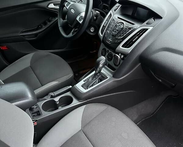 Черный Форд Фокус, объемом двигателя 2 л и пробегом 329 тыс. км за 6500 $, фото 9 на Automoto.ua