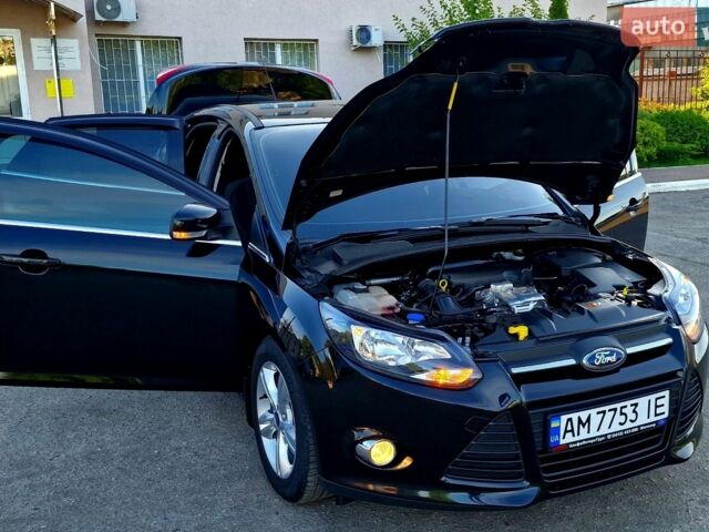 Чорний Форд Фокус, об'ємом двигуна 1 л та пробігом 65 тис. км за 8670 $, фото 16 на Automoto.ua
