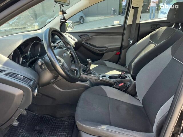 Черный Форд Фокус, объемом двигателя 2 л и пробегом 184 тыс. км за 6940 $, фото 4 на Automoto.ua