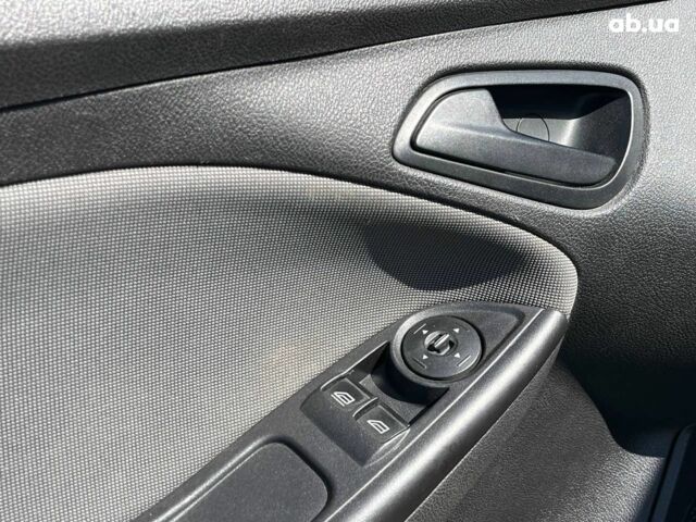 Черный Форд Фокус, объемом двигателя 2 л и пробегом 184 тыс. км за 6940 $, фото 42 на Automoto.ua