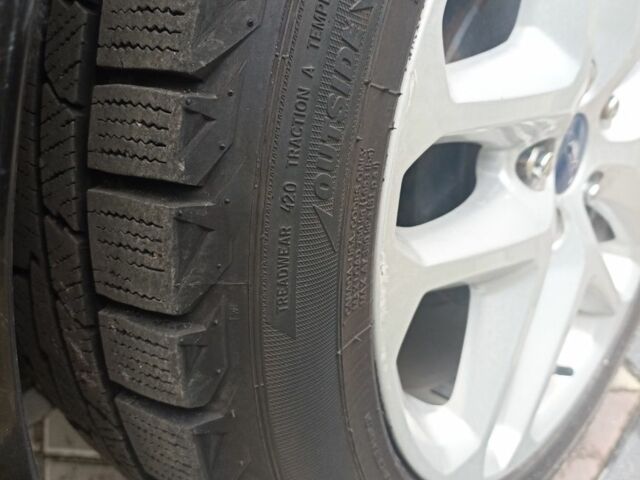 Черный Форд Фокус, объемом двигателя 2 л и пробегом 320 тыс. км за 6600 $, фото 7 на Automoto.ua