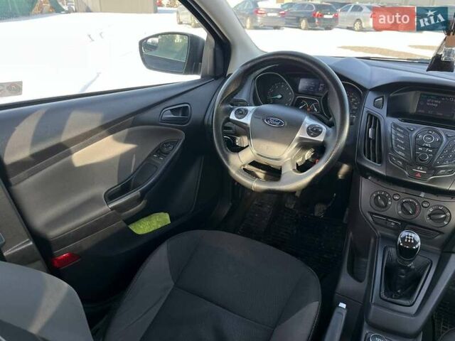 Чорний Форд Фокус, об'ємом двигуна 2 л та пробігом 189 тис. км за 6299 $, фото 11 на Automoto.ua