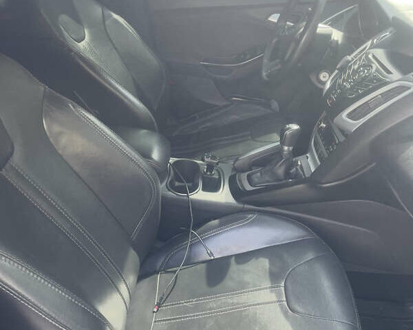 Черный Форд Фокус, объемом двигателя 1 л и пробегом 198 тыс. км за 5800 $, фото 6 на Automoto.ua