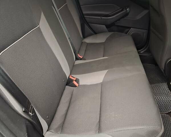 Чорний Форд Фокус, об'ємом двигуна 2 л та пробігом 178 тис. км за 7300 $, фото 26 на Automoto.ua