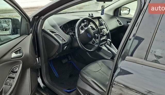 Черный Форд Фокус, объемом двигателя 2 л и пробегом 147 тыс. км за 5000 $, фото 2 на Automoto.ua