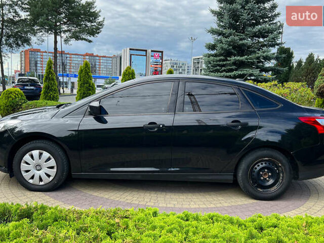 Форд Фокус 2013 в Львове на Automoto.ua Черный Форд Фокус, объемом двигателя 2 л и пробегом 230 тыс. км за 6999 $, фото 3 на Automoto.ua