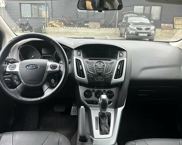 Чорний Форд Фокус, об'ємом двигуна 2 л та пробігом 80 тис. км за 6800 $, фото 7 на Automoto.ua