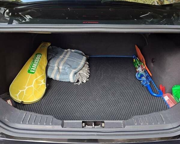 Черный Форд Фокус, объемом двигателя 2 л и пробегом 160 тыс. км за 7700 $, фото 3 на Automoto.ua