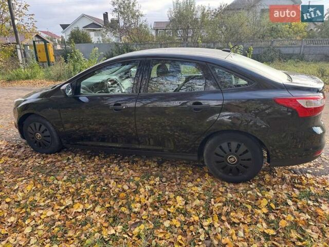 Чорний Форд Фокус, об'ємом двигуна 2 л та пробігом 159 тис. км за 6800 $, фото 4 на Automoto.ua