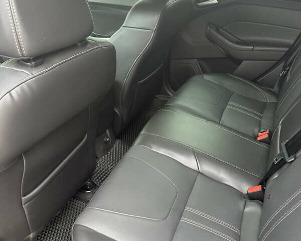 Чорний Форд Фокус, об'ємом двигуна 2 л та пробігом 80 тис. км за 6800 $, фото 9 на Automoto.ua