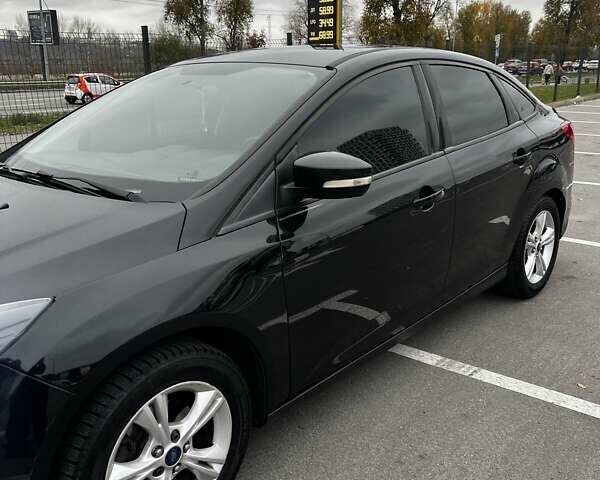 Черный Форд Фокус, объемом двигателя 2 л и пробегом 215 тыс. км за 8500 $, фото 5 на Automoto.ua