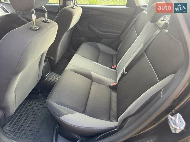 Чорний Форд Фокус, об'ємом двигуна 2 л та пробігом 159 тис. км за 6800 $, фото 8 на Automoto.ua