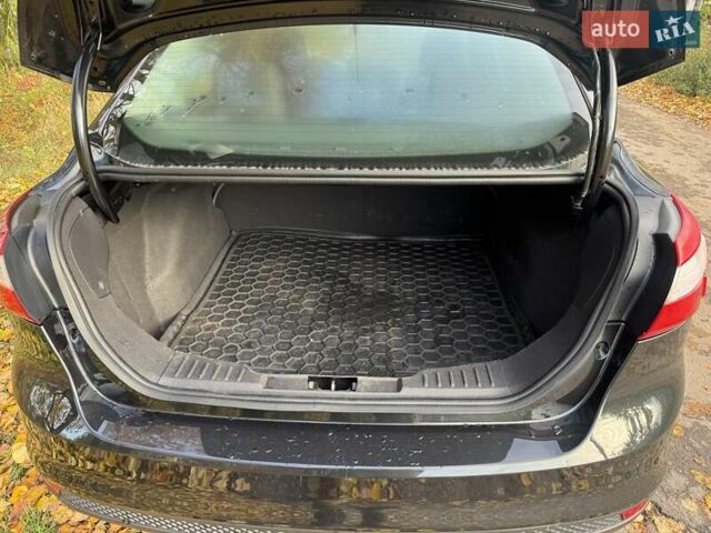 Чорний Форд Фокус, об'ємом двигуна 2 л та пробігом 159 тис. км за 6800 $, фото 10 на Automoto.ua