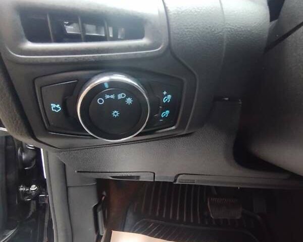 Черный Форд Фокус, объемом двигателя 2 л и пробегом 154 тыс. км за 7800 $, фото 44 на Automoto.ua