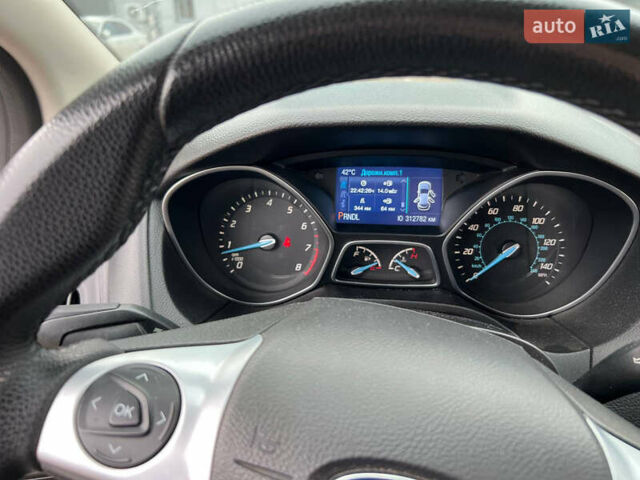 Черный Форд Фокус, объемом двигателя 2 л и пробегом 300 тыс. км за 7500 $, фото 30 на Automoto.ua