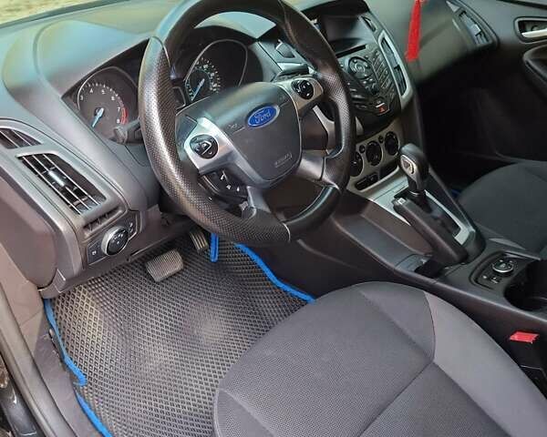 Черный Форд Фокус, объемом двигателя 2 л и пробегом 160 тыс. км за 7700 $, фото 3 на Automoto.ua