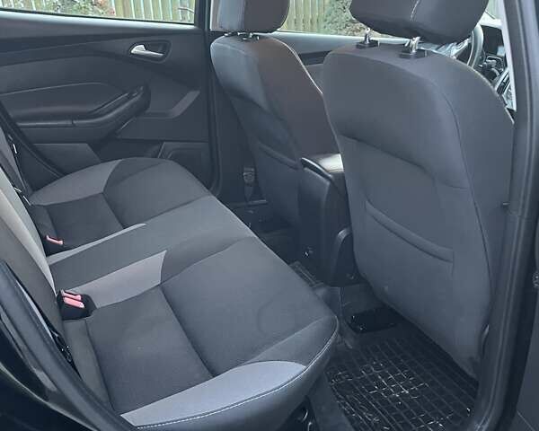 Черный Форд Фокус, объемом двигателя 2 л и пробегом 163 тыс. км за 6700 $, фото 7 на Automoto.ua