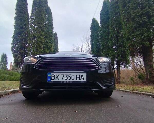 Черный Форд Фокус, объемом двигателя 2 л и пробегом 154 тыс. км за 7800 $, фото 4 на Automoto.ua
