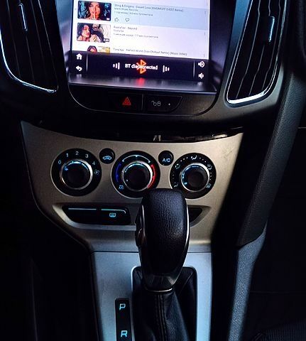 Форд Фокус 2014 у Одесі на Automoto.ua Чорний Форд Фокус, об'ємом двигуна 2 л та пробігом 98 тис. км за 6500 $, фото 2 на Automoto.ua