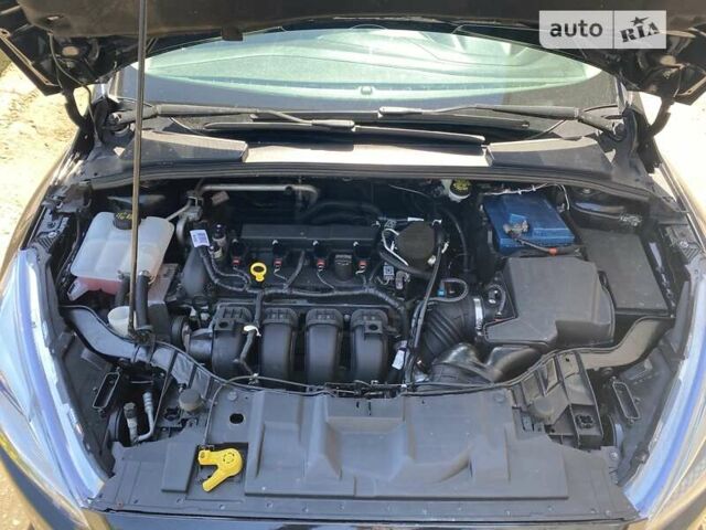 Чорний Форд Фокус, об'ємом двигуна 2 л та пробігом 178 тис. км за 7099 $, фото 3 на Automoto.ua