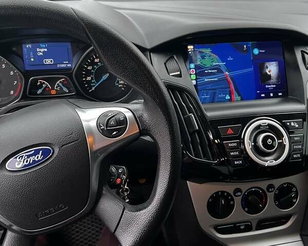 Черный Форд Фокус, объемом двигателя 2 л и пробегом 215 тыс. км за 8500 $, фото 12 на Automoto.ua