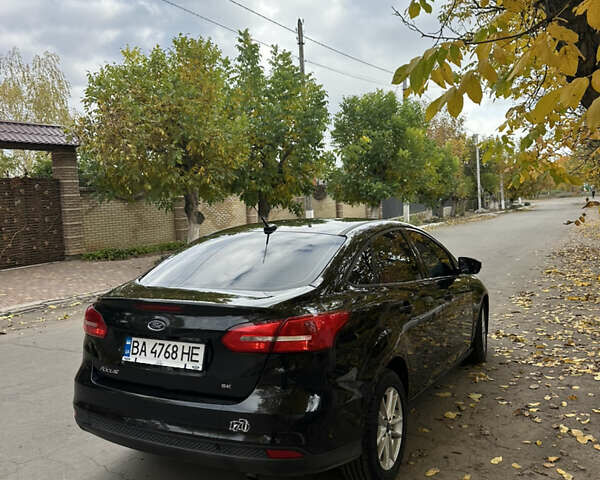 Чорний Форд Фокус, об'ємом двигуна 2 л та пробігом 260 тис. км за 8600 $, фото 2 на Automoto.ua