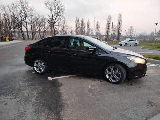 Черный Форд Фокус, объемом двигателя 2 л и пробегом 147 тыс. км за 7500 $, фото 2 на Automoto.ua