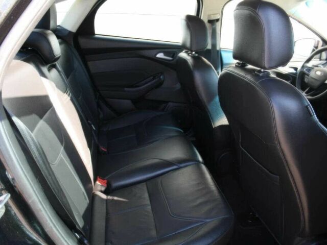 Черный Форд Фокус, объемом двигателя 2 л и пробегом 73 тыс. км за 1400 $, фото 8 на Automoto.ua