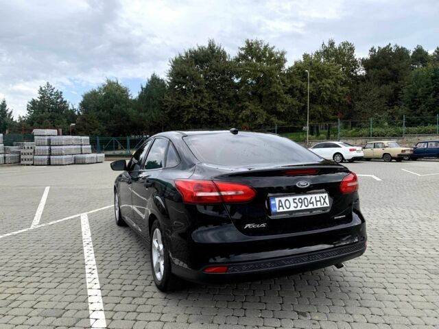 Форд Фокус 2015 в Ужгороде на Automoto.ua Черный Форд Фокус, объемом двигателя 2 л и пробегом 140 тыс. км за 8100 $, фото 4 на Automoto.ua