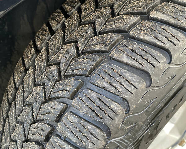 Чорний Форд Фокус, об'ємом двигуна 2 л та пробігом 183 тис. км за 7000 $, фото 29 на Automoto.ua