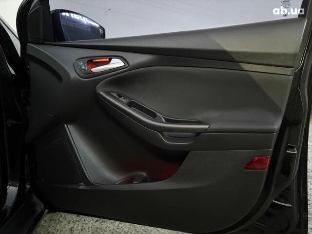 Черный Форд Фокус, объемом двигателя 2 л и пробегом 161 тыс. км за 8590 $, фото 27 на Automoto.ua