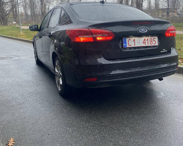 Черный Форд Фокус, объемом двигателя 2 л и пробегом 147 тыс. км за 7899 $, фото 13 на Automoto.ua