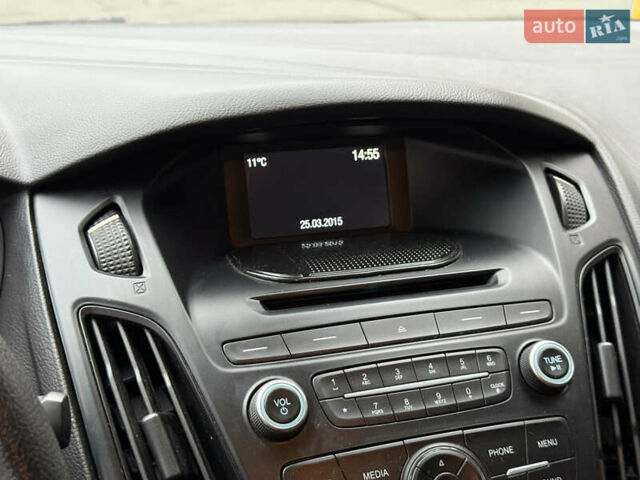 Черный Форд Фокус, объемом двигателя 2.02 л и пробегом 206 тыс. км за 6699 $, фото 45 на Automoto.ua