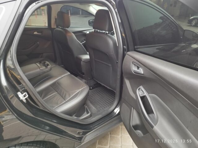 Черный Форд Фокус, объемом двигателя 2 л и пробегом 195 тыс. км за 7900 $, фото 11 на Automoto.ua